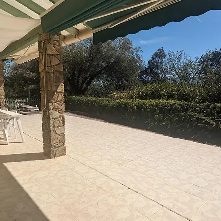 Mas Des Oliviers Hébergement de vacances *